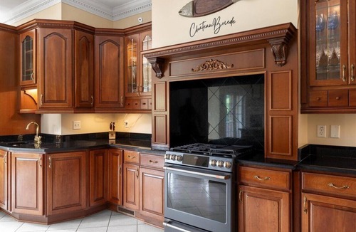 Ridgeway House | Luxury Vineyard Estate, Private Pool, Winery Views, 3 Suites