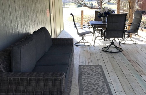 Johnson City Cabin | Magnolia Cabin