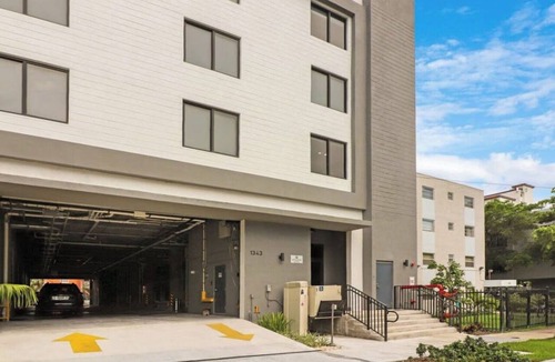 East Little Havana Apartment | Miami Studio Unit Near Brickell & Close to Beach