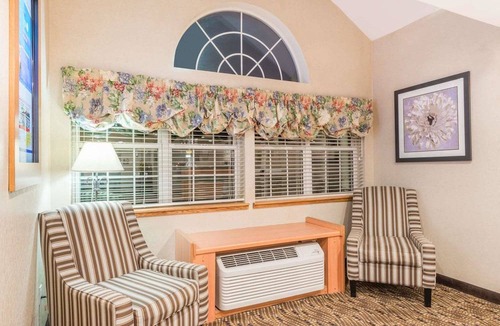 Montville Hotel | Microtel Inn & Suites by Wyndham Uncasville