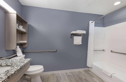 Dry Ridge Hotel | Microtel Inn & Suites by Wyndham Dry Ridge
