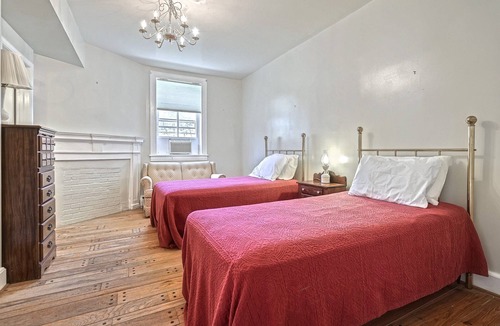 Fairfield House | MIDDLE CREEK MANOR 12 BEDS & 13 BATHS