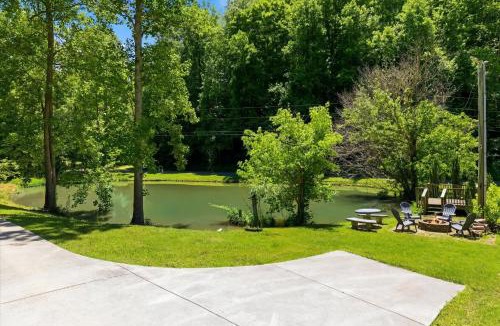 Dandridge House | Middle Of Everywhere by Beyond Expectations