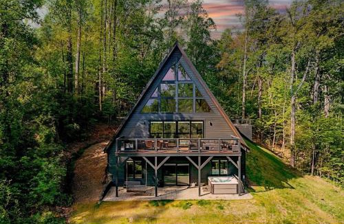 Asheville House | Modern A-Frame Cabin with Panoramic Views Hot Tub Family Friendly