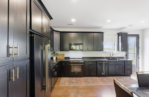 Frankfort Cabin | Modern creekside cabin on 32 private acres. 15 minutes from Buffalo Trace!