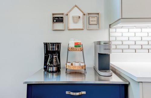 Woodfin House | Modern, Family + Pet-Friendly! Mins from Downtown AVL! Firepit, Hot Tub & Games!