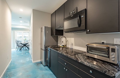 Brookland Condo | MODERN ☆ Lux ★ 1 BR 2 Bed Condo ☆ Prime Location
