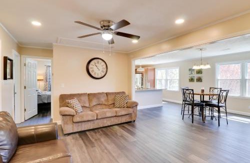 Canton Apartment | Modern Retreat Near Smoky Mtns & Asheville!