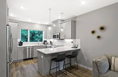 Asheville Villa | Modern South Slope Townhome with City Views