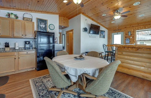 Montello Cabin | Montello Cabin on Buffalo Lake w/Dock & Fire Pit!