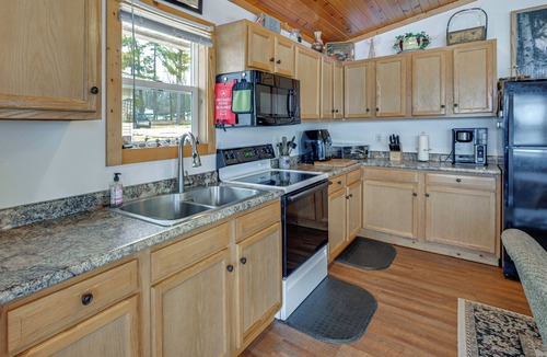 Montello Cabin | Montello Cabin on Buffalo Lake w/Dock & Fire Pit!