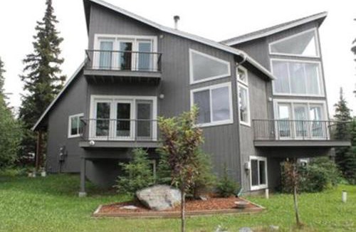 Rabbit Creek House | Moosedance 2 bedroom suite, beautiful views