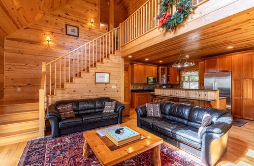 Boone House | Morris Cabin- Cedar log cabin with hot tub, dog friendly, mountain views