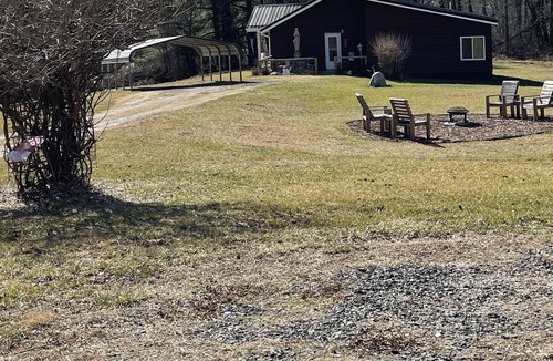 Crumpler Other | MOSS HOLLAR FARMHOUSE Secluded remodeled farmhouse minutes from The New River