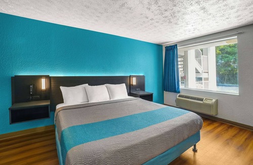 Lexington Hotel | Motel 6 Lexington I-75 Hamburg