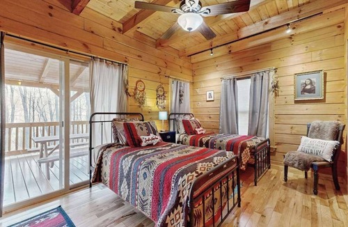 Maggie Valley House | Mountain Chic Home and Ski Lodge with Deck, Fireplace, and Firepit