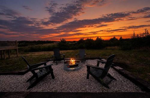 Rogers House | Mountain Modern - Hot Tub - Near Natural Bridge