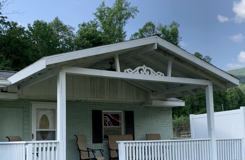 Bakersville House | Mountain Star Ranch