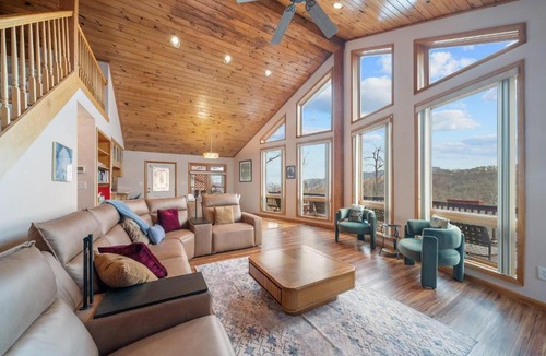 Sugar Mountain House | Mountain Sunrise