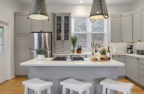 Swannanoa House | Mountain View Retreat central to Asheville and Black Mountain
