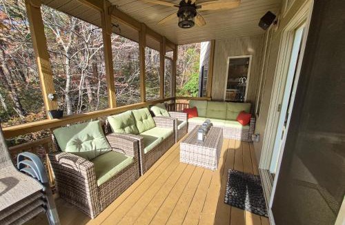 Lake Lure House | Mountain View Villa