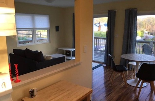 Oakley House | Mountain Views, Minutes to Work
