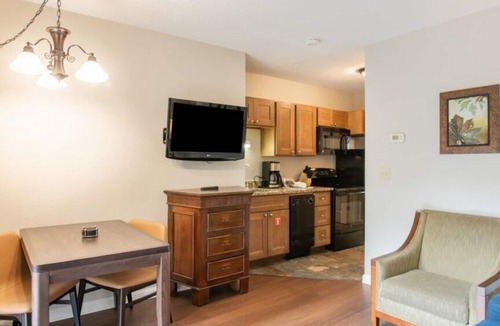 Gatlinburg Villa | MountainLoft - 1 Bedroom Standard Villa