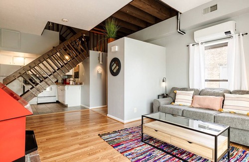 Mount Adams Apartment | Mt. Adams 1BR Great Location! Steps from Monastery