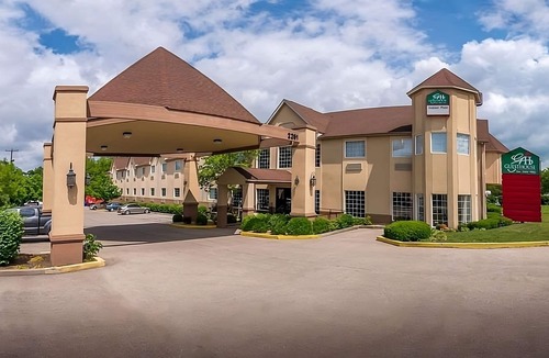 Lexington Hotel | Nature Escape! Unit Near Attractions in GuestHouse Lexington, Parking!