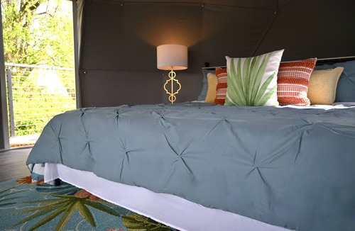 Farmers Resort | Naut on Call Geodome at The Edge—Unique Riverfront Glamping in Salt Lick, KY