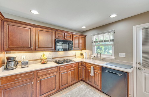 Camp Hill House | Near Dtwn Harrisburg: Stylish Home w/Patio & Yard