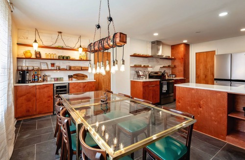 Lexington House | Near KYSP & Fasig-Tipton The Kingston! Equestrian & Bourbon Central