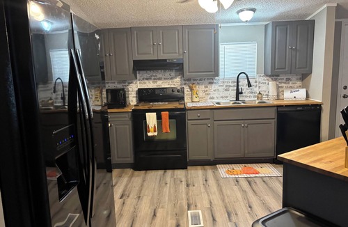 Walland House | Neeley"s Country Suite
