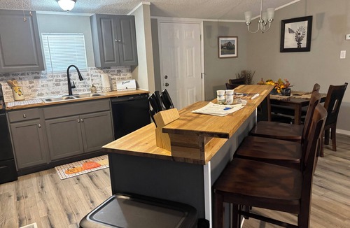 Walland House | Neeley"s Country Suite
