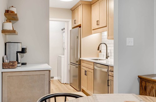 Blowing Rock Condo | New 2026 Renovated 1st Floor Condo | Walk to Main!