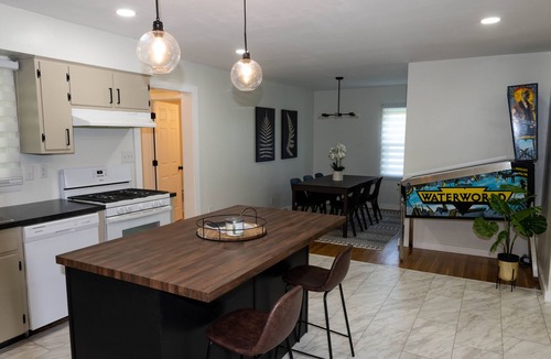 Stanton House | NEW HOT TUB! The Retreat 20 miles from Red River Gorge
