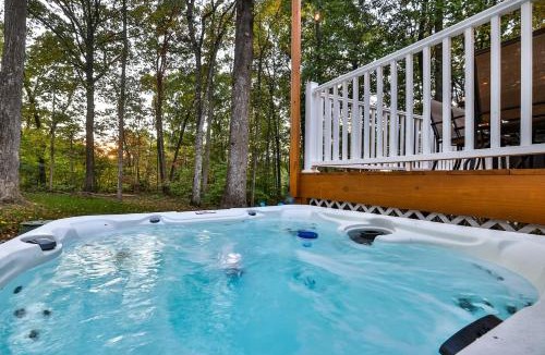 Millville House | New PlaygroundFenced YardHot TubKing BedPets