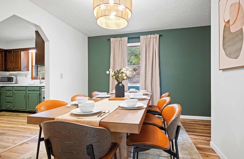 Summerlee House | New River Gorge - Private Acre, Pet-Friendly, Dome, Hot Tub, Sauna, Firepit