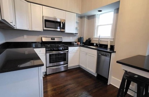 Columbia-Tusculum House | Newly Remodeled Columbia-Tusculum 3BR Gem