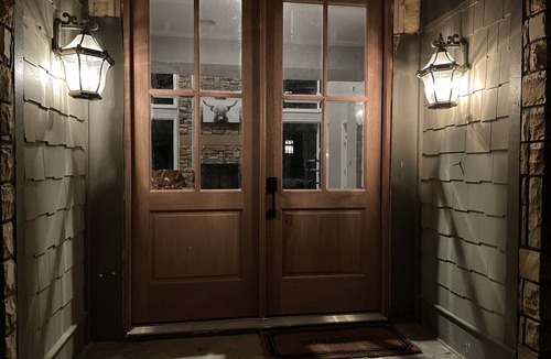 Banner Elk Ski Chalet | Newly Renovated Mtn Retreat in Elk River Community- 5 mins to downtown BannerElk