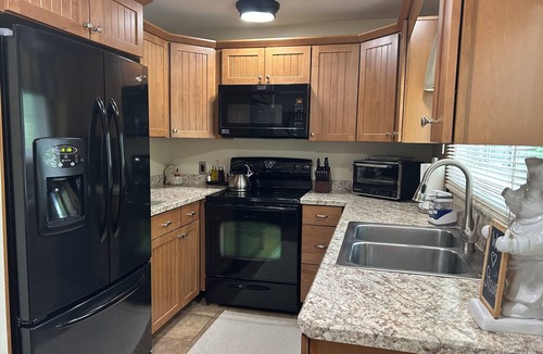 Stowe Area Condo | Newly Renovated Very Clean 2 Bedroom 2 Bath Condo Close to Skiing and Village