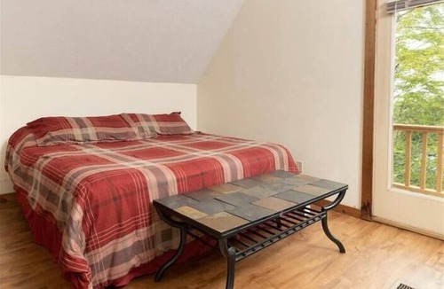 Northface House | NF31-Slopeside Home! Hot Tub! A/C, Fire Pit!