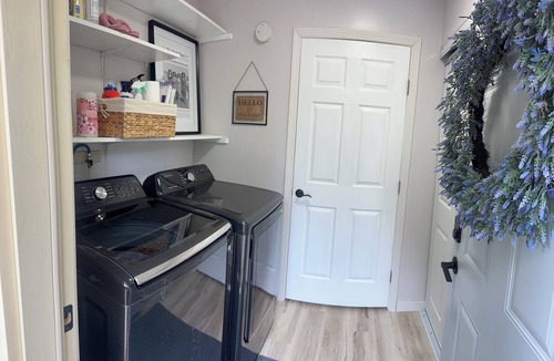 Smithville Apartment | Nice 2-bedroom in charming Smithville near Lake. Onsite boat parking available.