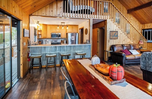 Big Creek House | Norris Lake Cabin | Dock + Games