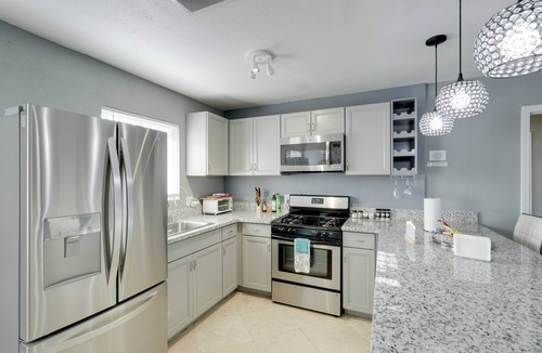 North Las Vegas Cottage | North Las Vegas Hideaway w/Grill < 10 Mi to Strip