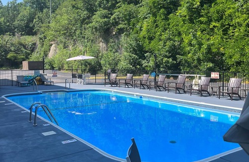 Branson Theater District Condo | Oak Ridge at Branson