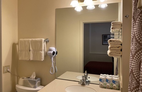 Fenway–Kenmore House | Oasis Guest House