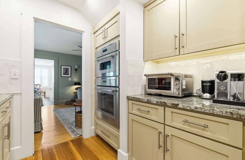 Ogunquit House | Ocean View | Rooftop Deck | Downtown OGT