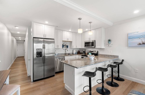 Hampton Condo | Oceanfront Condo with Balcony, Water Views, and Direct Beach access, Hampton, NH