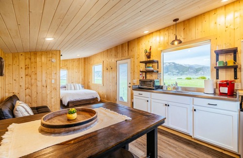 Whitehall House | Off-grid tiny home farm stay with incredible mountain views!